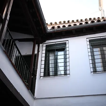Hombre De Piedra House Apartment Seville