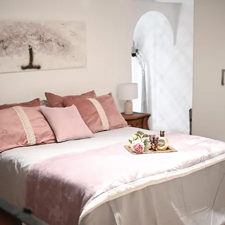 Hombre De Piedra House Apartment Seville